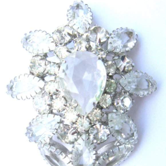 Stunning Vintage Large Prong-Set Rhinestone & Cut Glass Flower Pendant - Picture 1 of 3